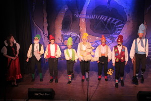 snow white seven dwarves